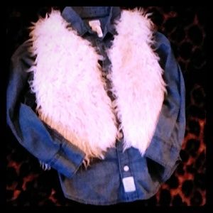 Denim shirt with cozy faux fur vest